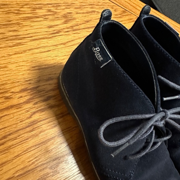 *G.H. BASS & CO.* Dark Blue Suede Booties Size 5.5 - Picture 4 of 8